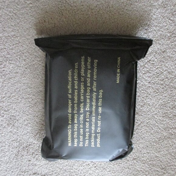 26" Wig Long Dark Brown Wavy Middle Part Wavy Hair BRAND NEW Heat Resistant - Picture 5 of 6